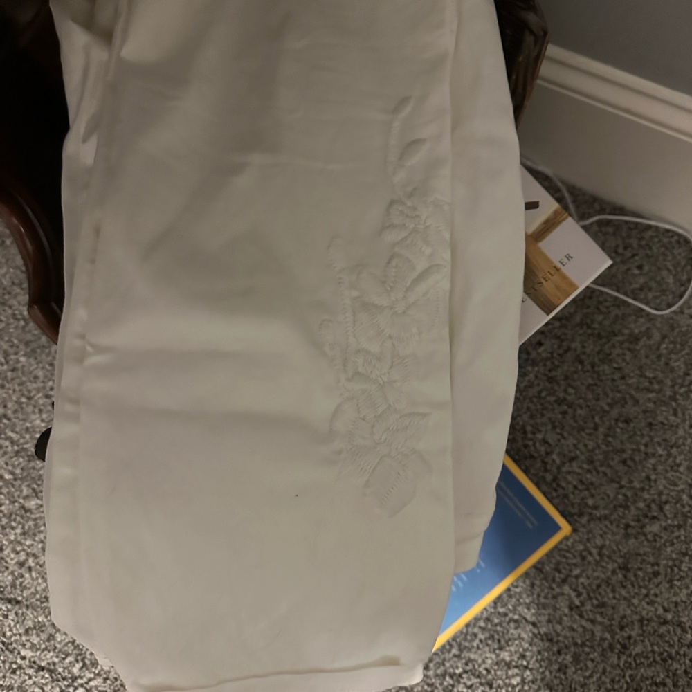 Women’s White Dress Pants with Subtle Embroidered Detail